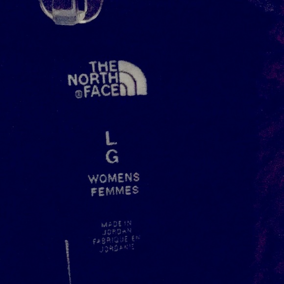 The Northface Jacket 🧥 Size Large gorgeous maroon color! NWT🙌😻 - Picture 4 of 5